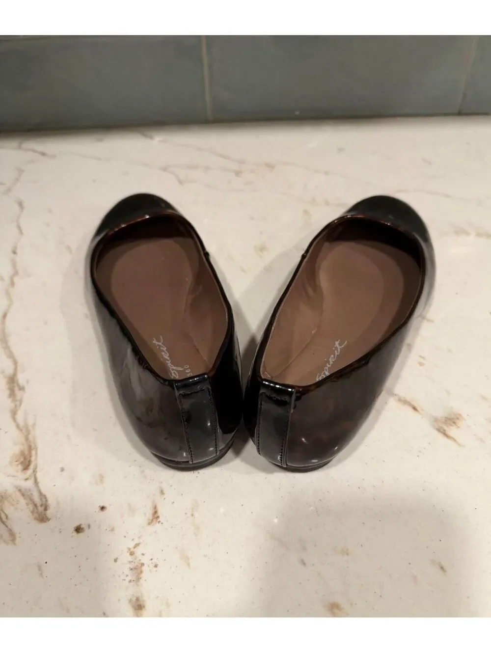 Easy Spirit Women's Tortoiseshell Patent Round Toe Ballet Flats Sz. 7.5